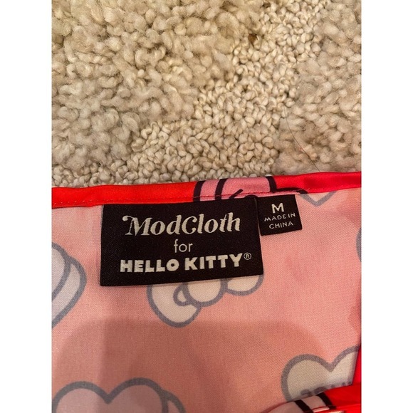 Modcloth for Hello Kitty night slip - Picture 4 of 7